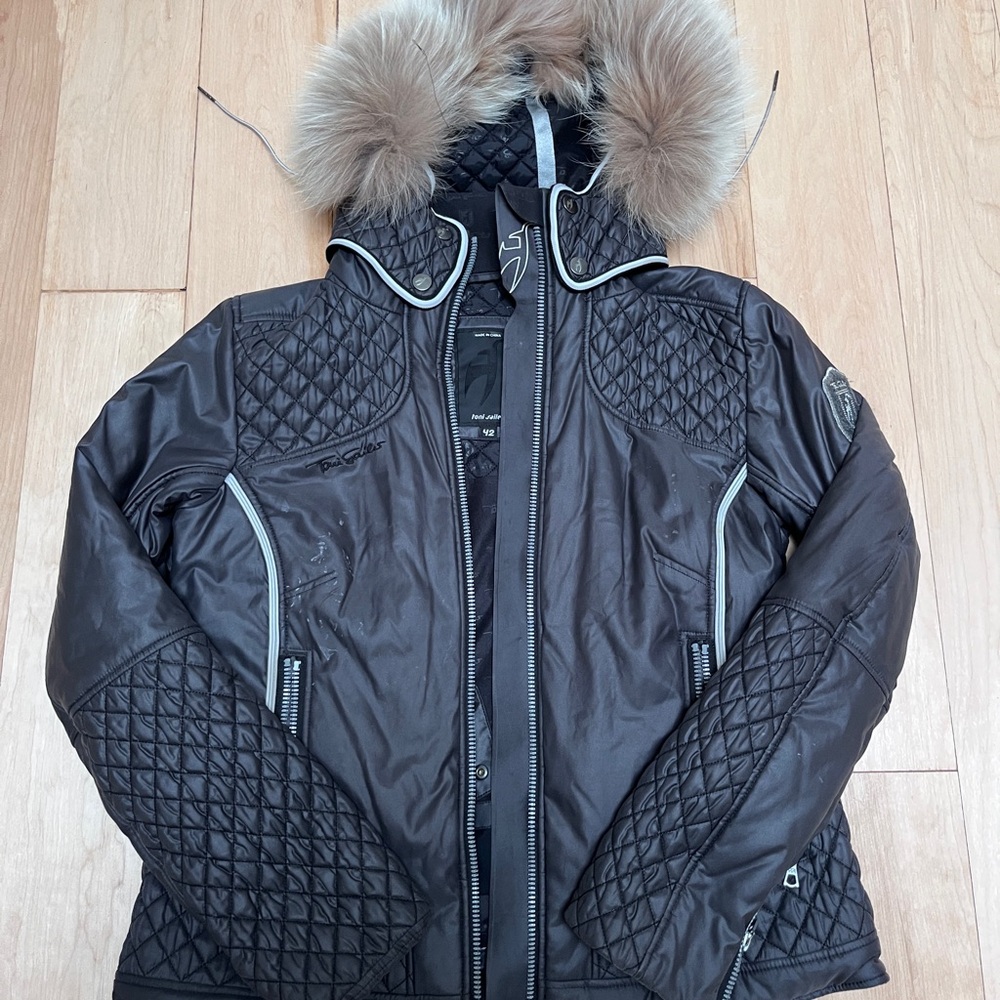 Black Jacket - Picture 2 of 3